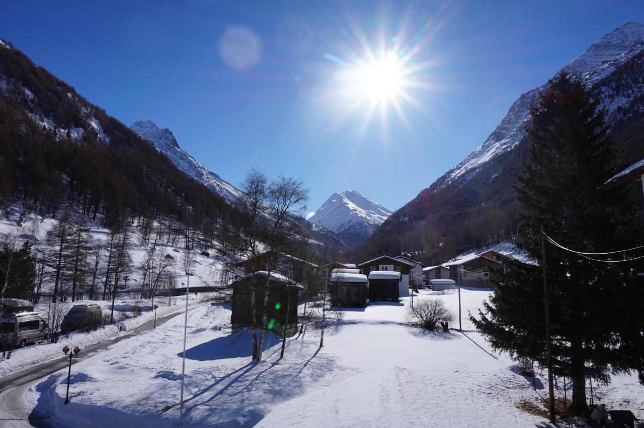 Art Oase Appartement Saas-Grund Buitenkant foto